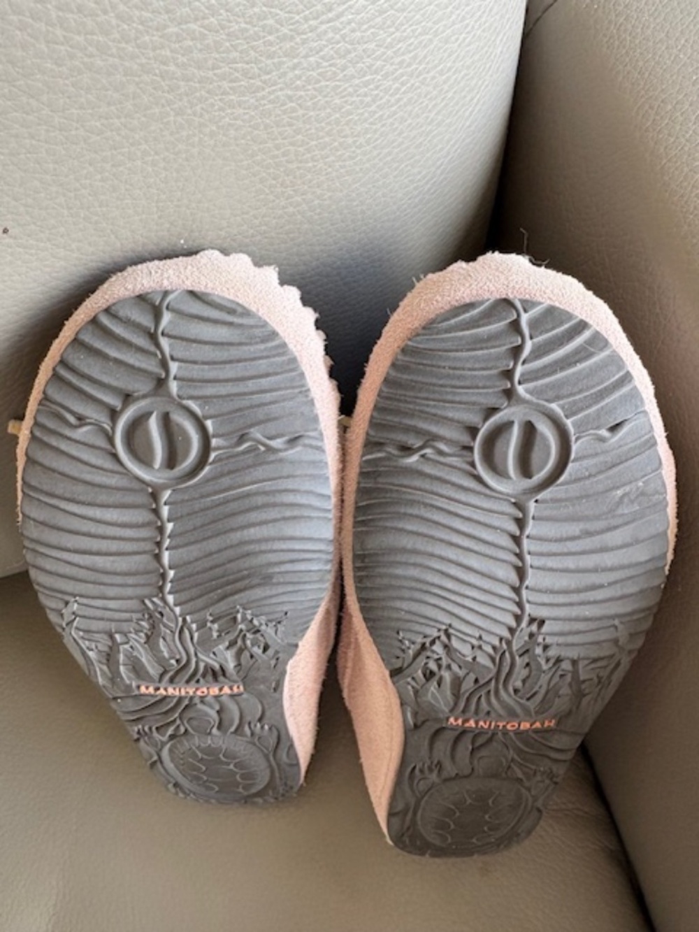 MANITOBAH MUKLUKS Kayak Women's sz 7 suede leather moccasin slippers pink quartz - Picture 14 of 16